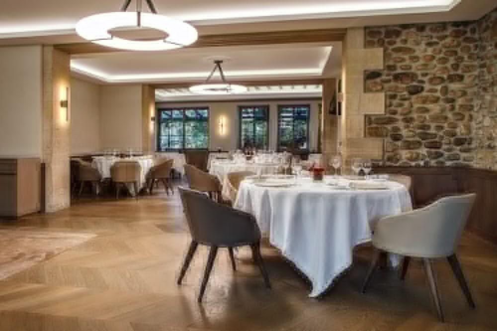 โดเมน เดอ ชาโตวิเยอ Hotel Peney Dessus ภายนอก รูปภาพ