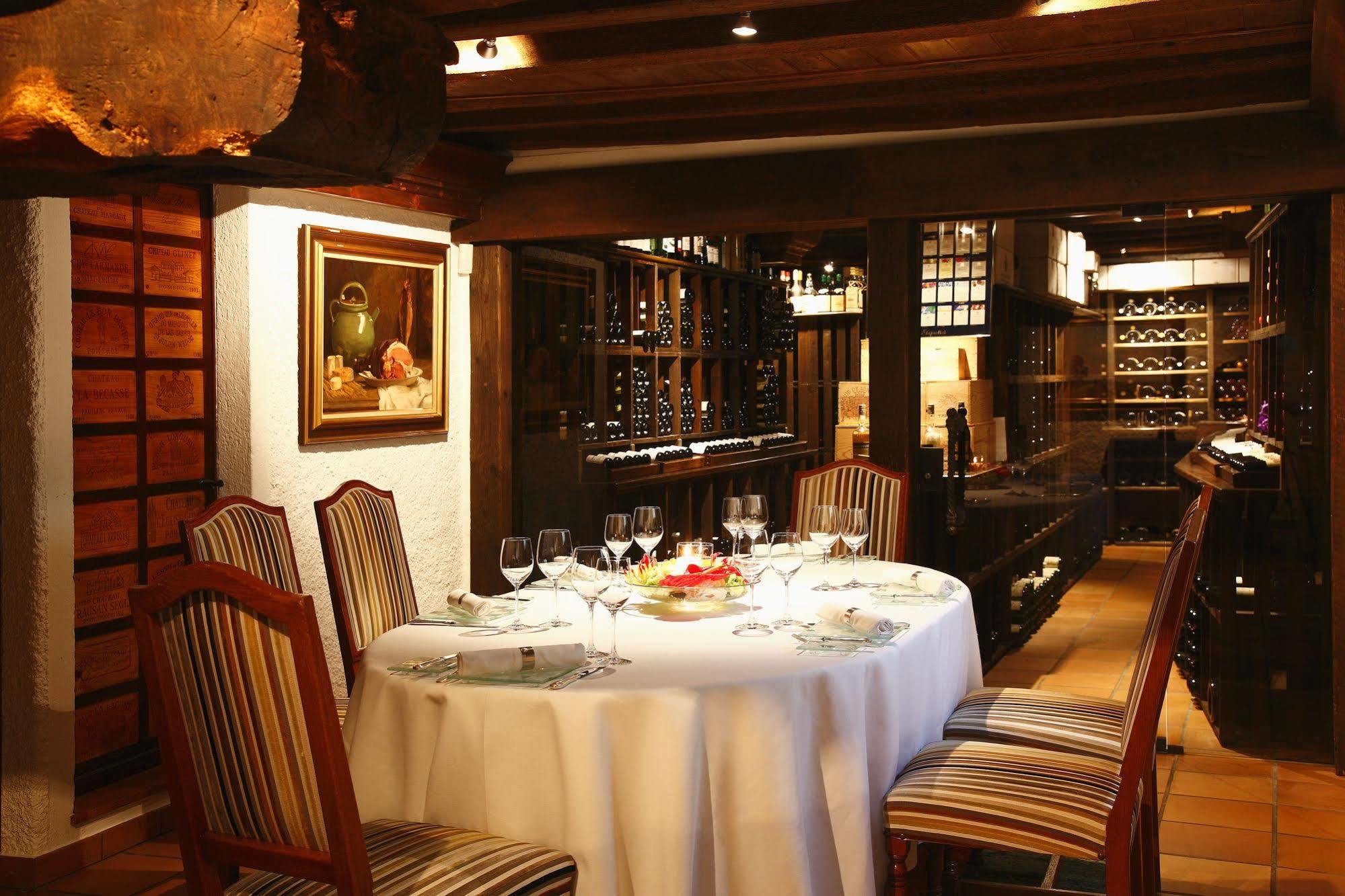 โดเมน เดอ ชาโตวิเยอ Hotel Peney Dessus ภายนอก รูปภาพ